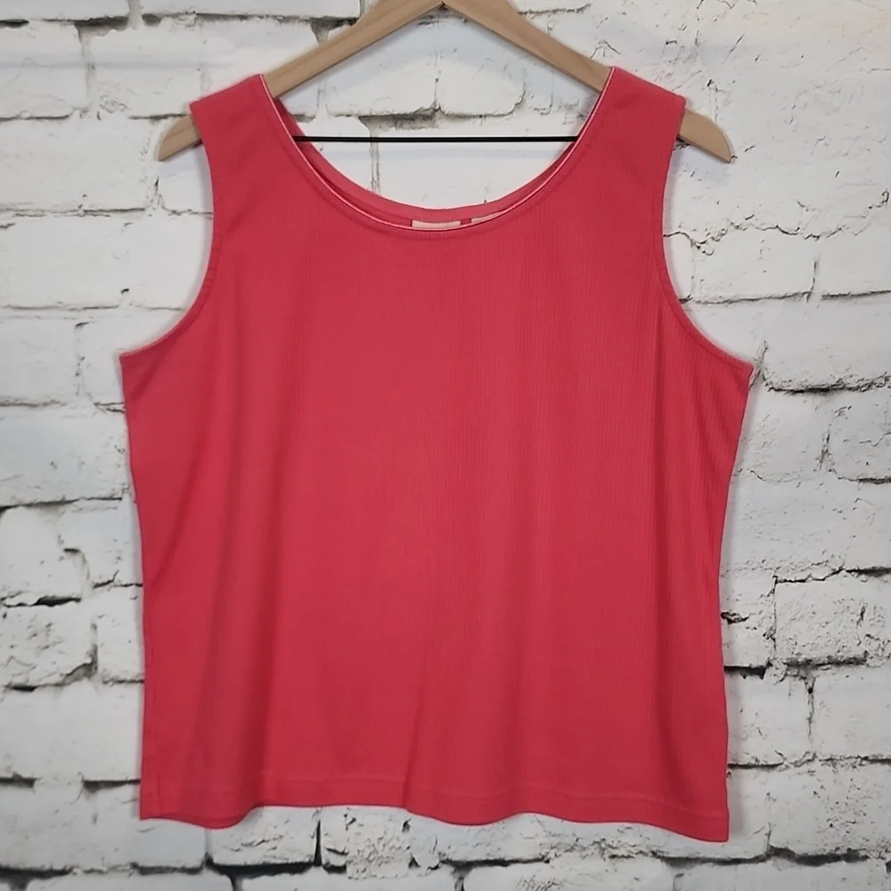 SUMMER Pink Ribbed Shell/Tank - Picture 1 of 4